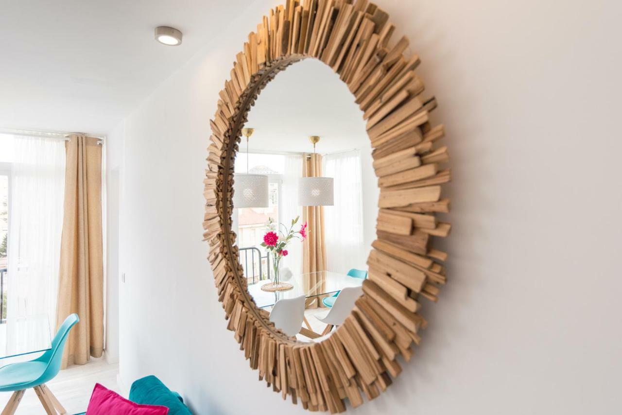 Stunning Spacious City Apartment With Free Parking มาลากา ภายนอก รูปภาพ